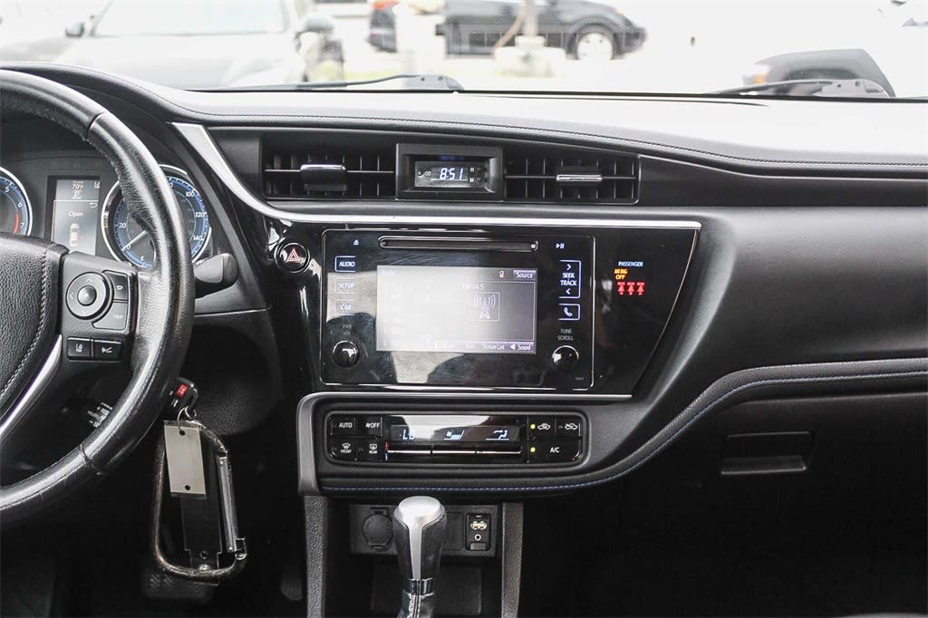 Thumbnail: 2019 Toyota Corolla - 13