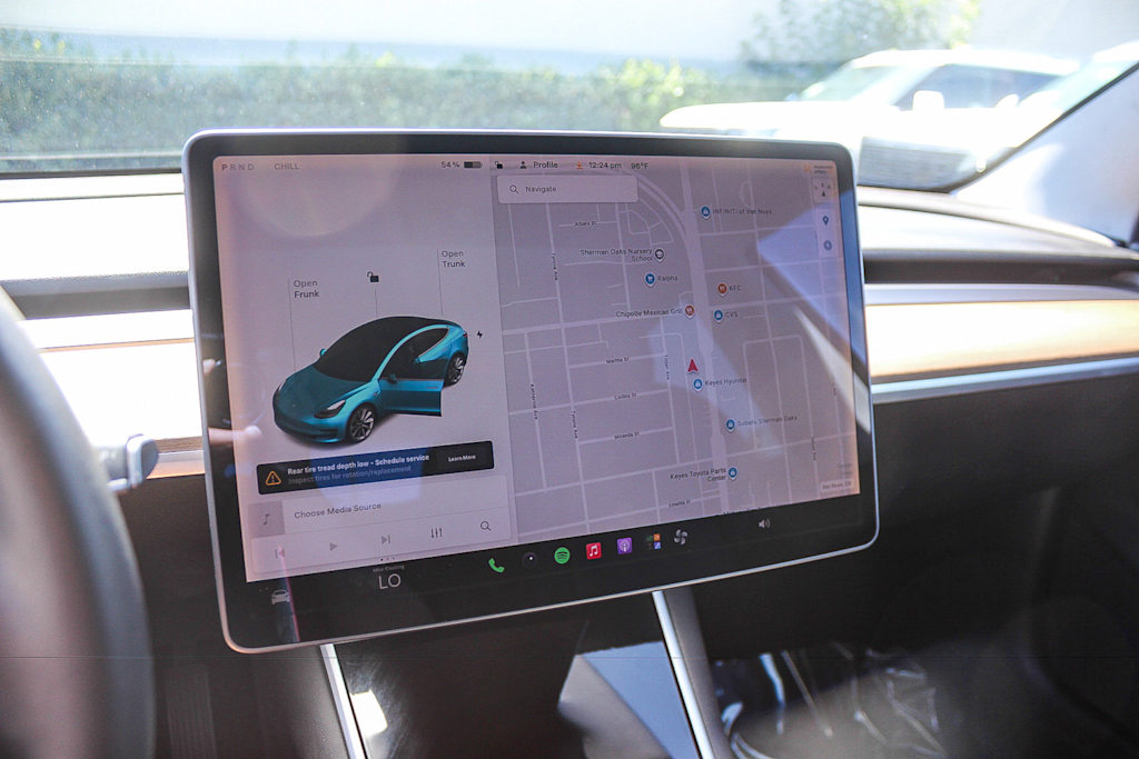 Thumbnail: 2020 Tesla Model 3 - 28