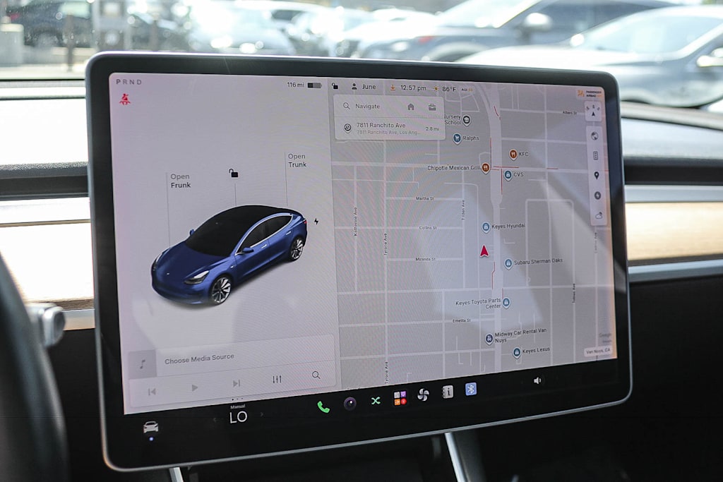 Thumbnail: 2018 Tesla Model 3 - 25