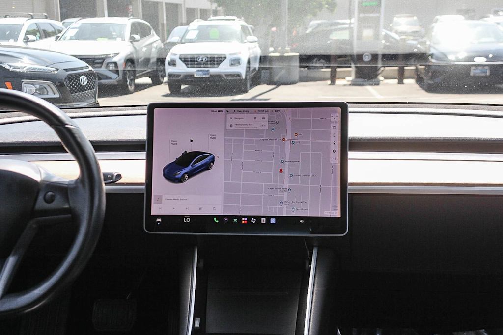 Thumbnail: 2018 Tesla Model 3 - 11