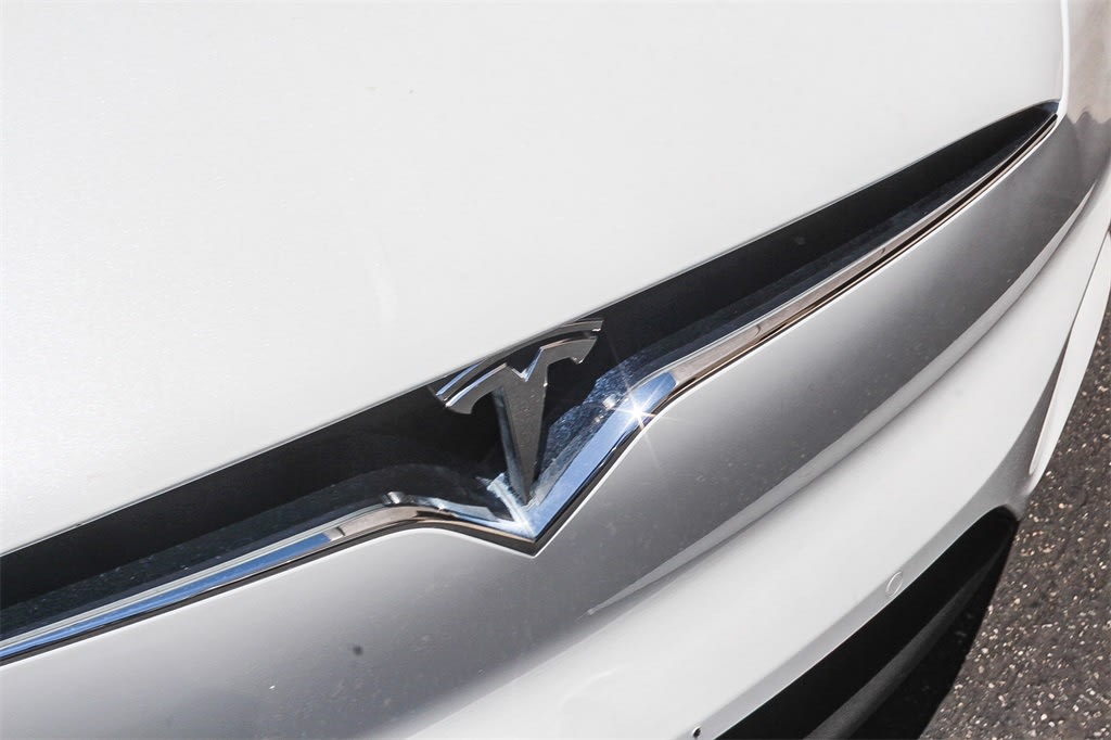 Thumbnail: 2018 Tesla Model X - 23