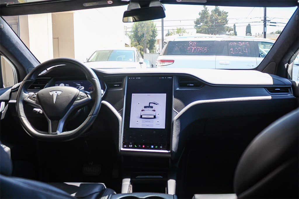 Thumbnail: 2018 Tesla Model X - 2
