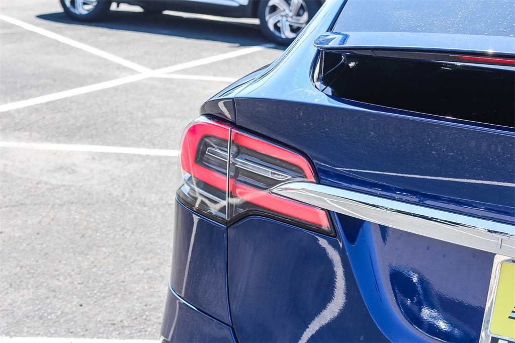 2019 Tesla Model X Long Range 18