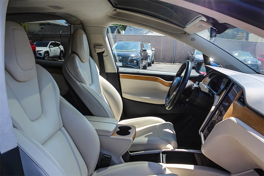 2019 Tesla Model X Long Range 9