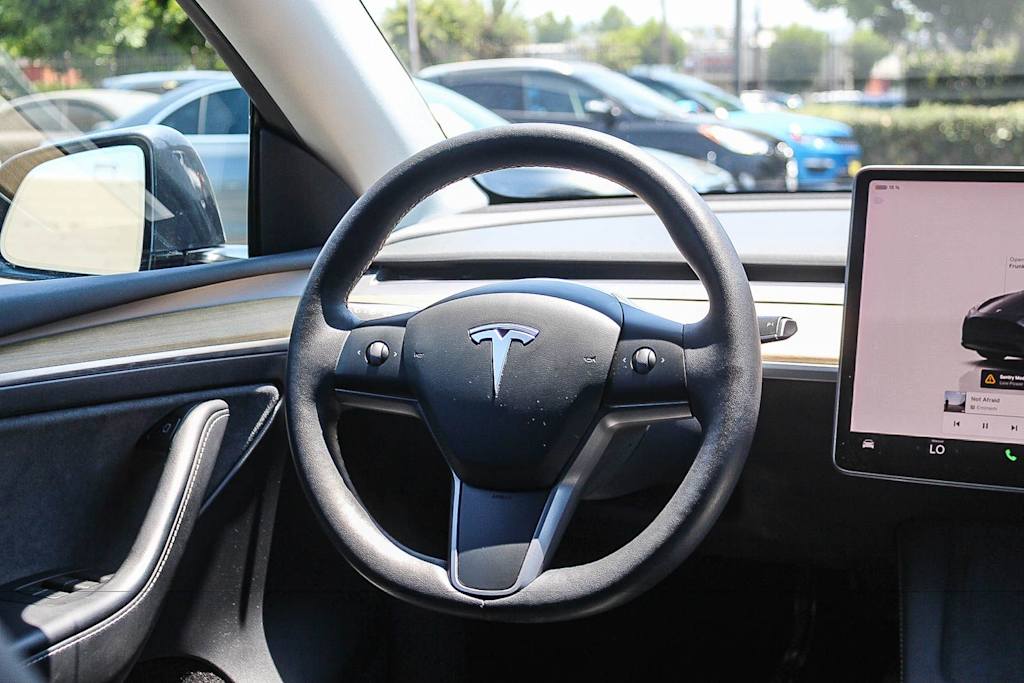 Thumbnail: 2023 Tesla Model Y - 9