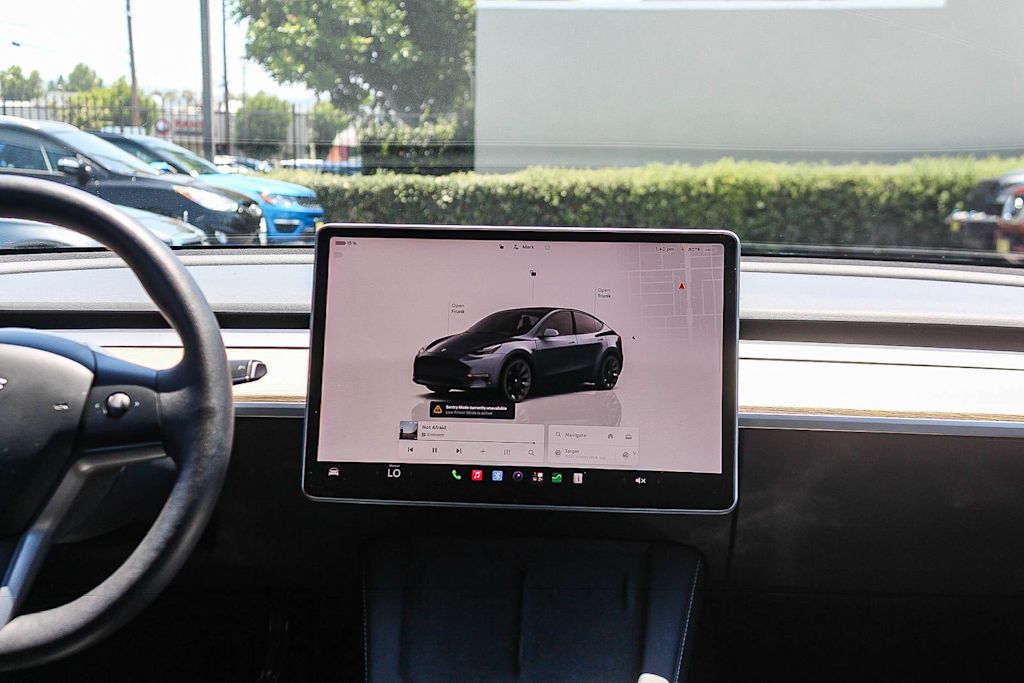 Thumbnail: 2023 Tesla Model Y - 14
