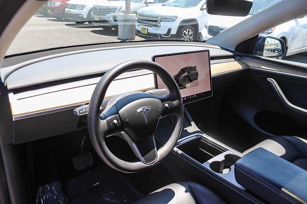 Thumbnail: 2023 Tesla Model Y - 13