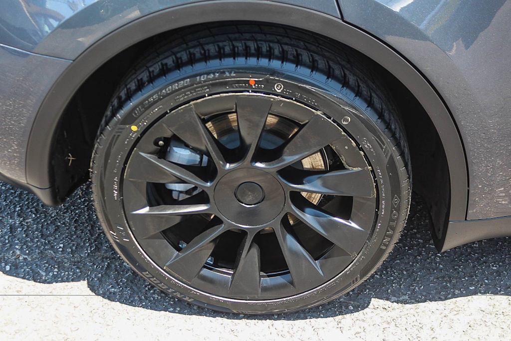 Thumbnail: 2023 Tesla Model Y - 7