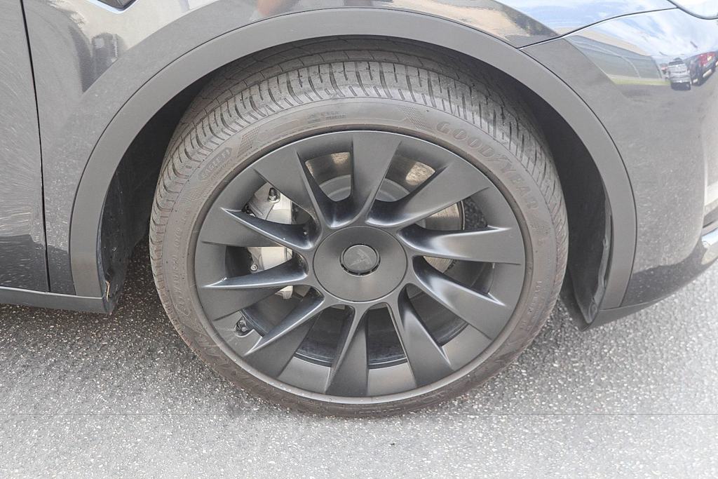 Thumbnail: 2024 Tesla Model Y - 20