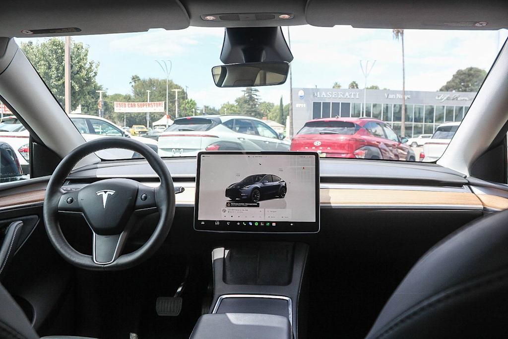 Thumbnail: 2024 Tesla Model Y - 2