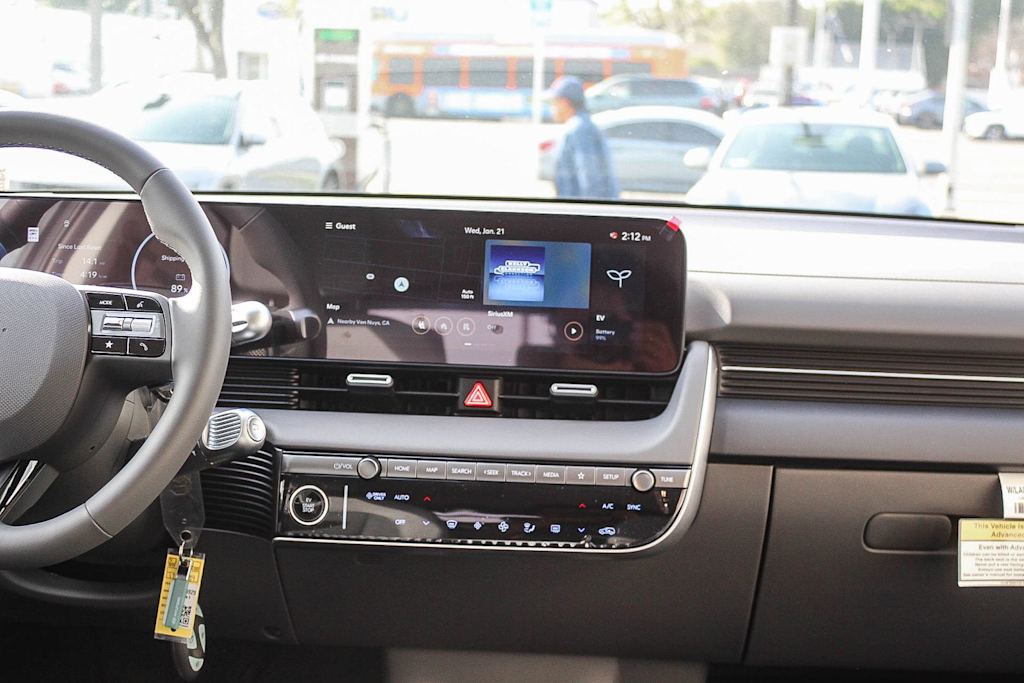 Thumbnail: 2026 Hyundai Ioniq 5 - 12