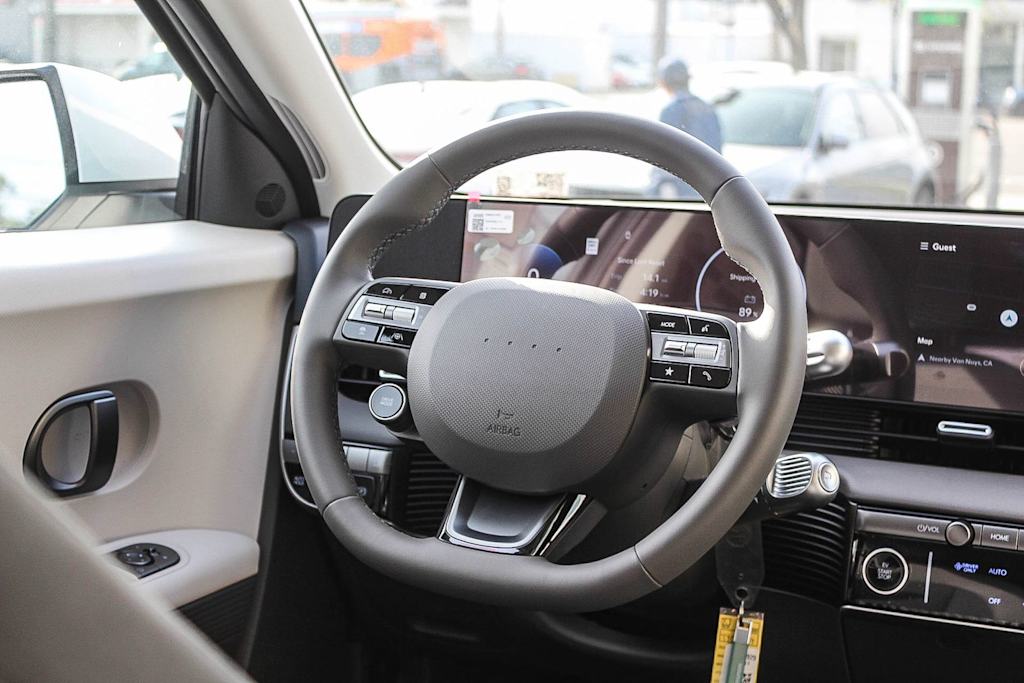 Thumbnail: 2026 Hyundai Ioniq 5 - 8