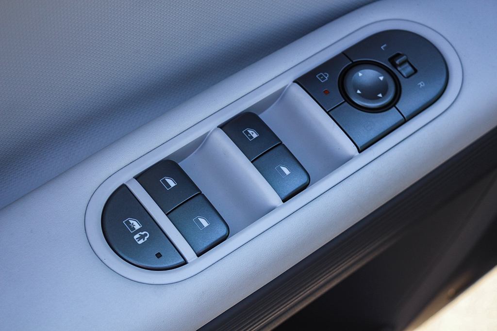 Thumbnail: 2026 Hyundai Ioniq 5 - 23