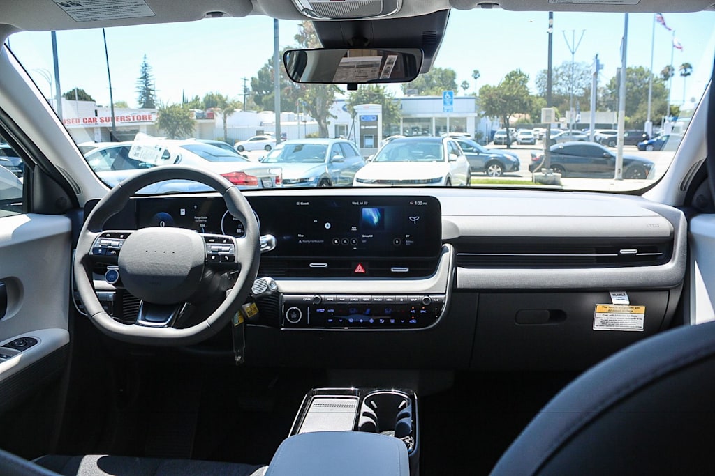 Thumbnail: 2026 Hyundai Ioniq 5 - 2