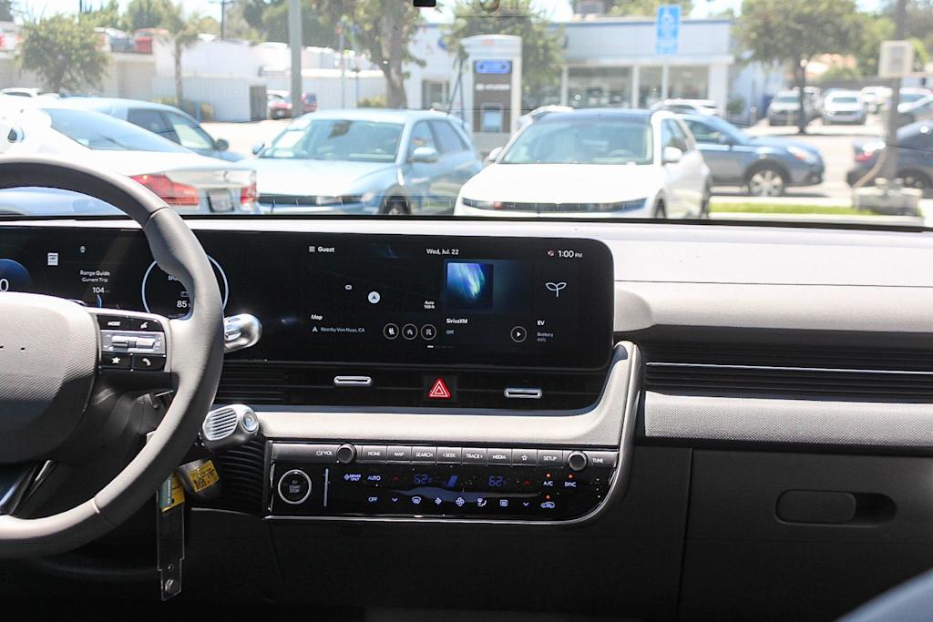 Thumbnail: 2026 Hyundai Ioniq 5 - 13