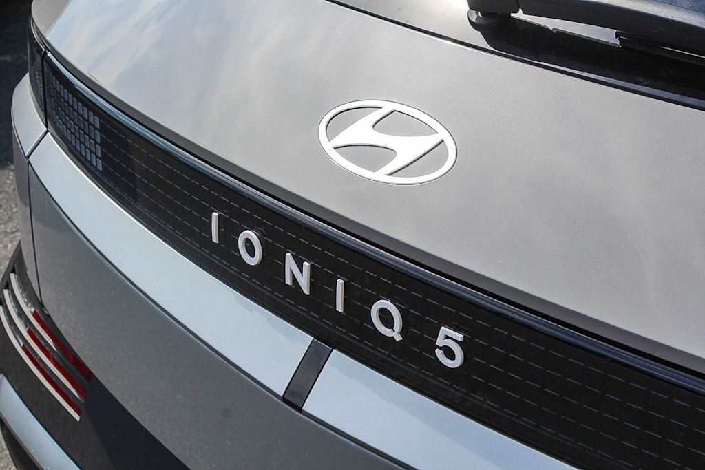 Thumbnail: 2026 Hyundai Ioniq 5 - 19