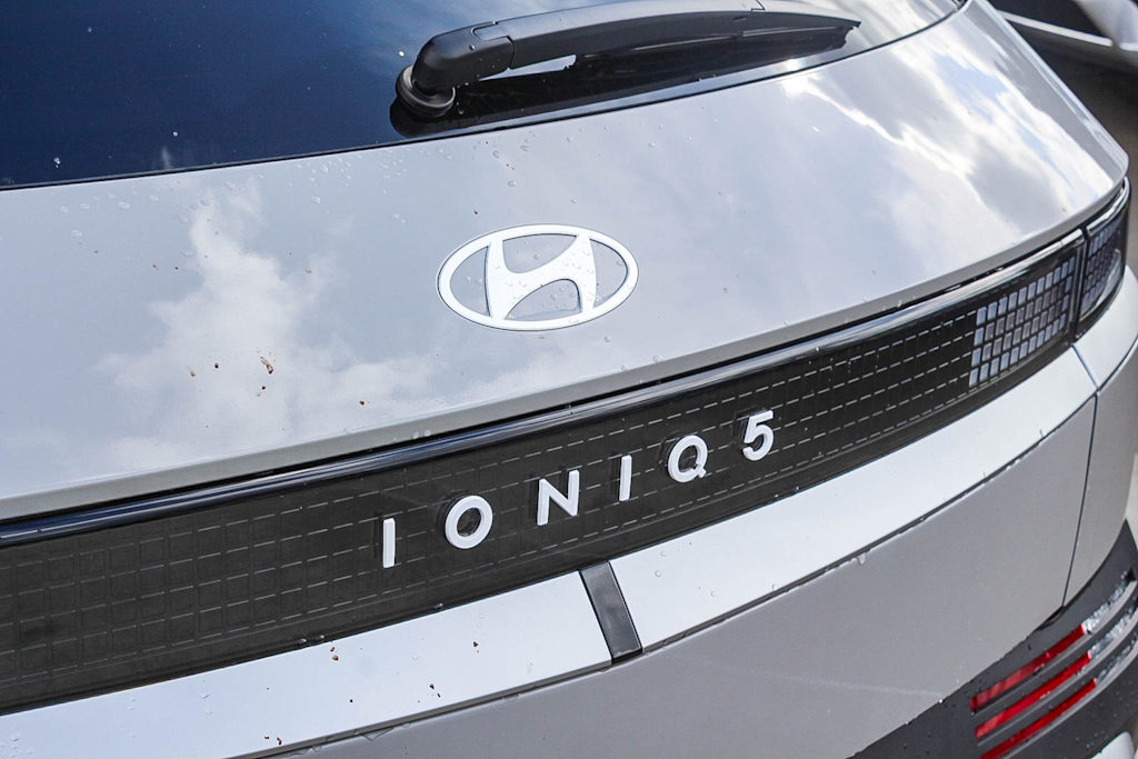 Thumbnail: 2026 Hyundai Ioniq 5 - 22