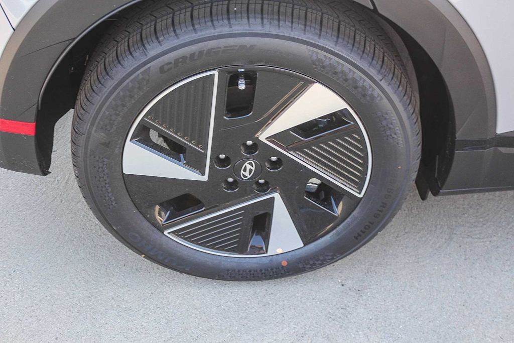 Thumbnail: 2026 Hyundai Ioniq 5 - 6