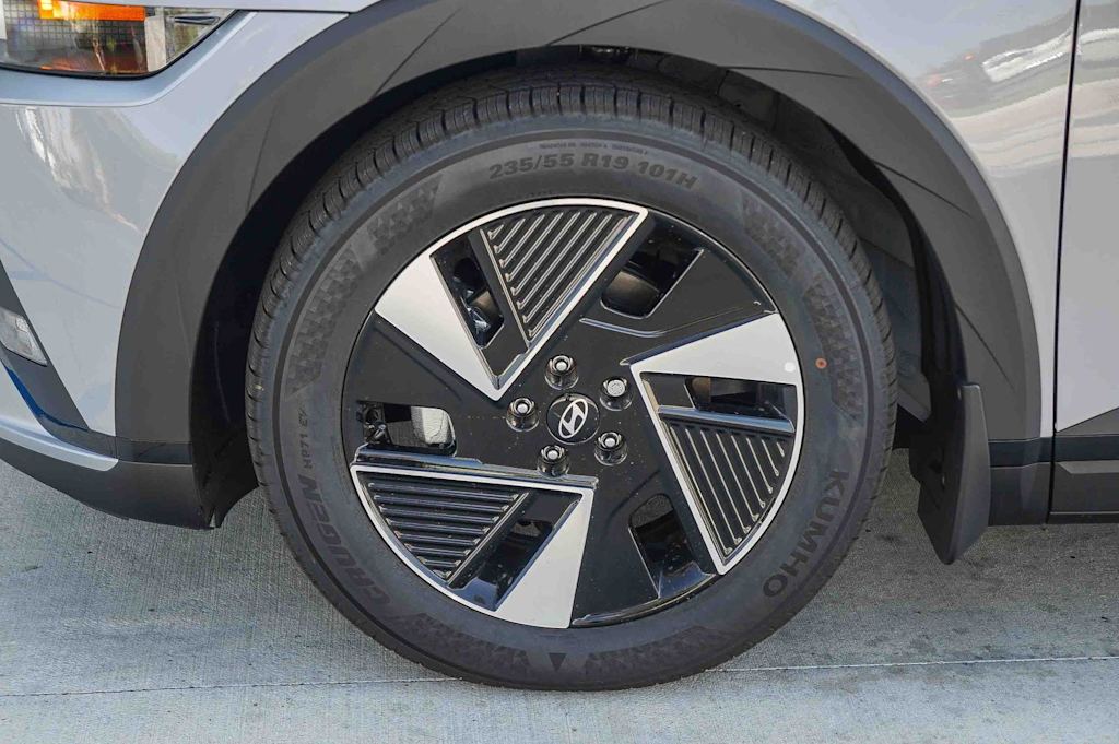 Thumbnail: 2026 Hyundai Ioniq 5 - 7