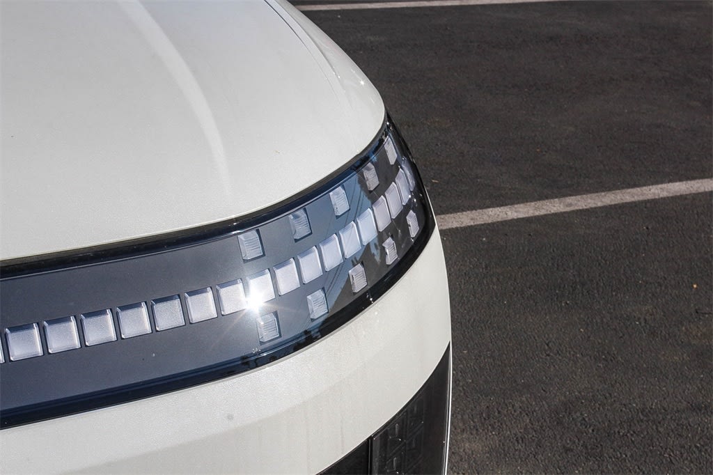 Thumbnail: 2026 Hyundai Ioniq - 19