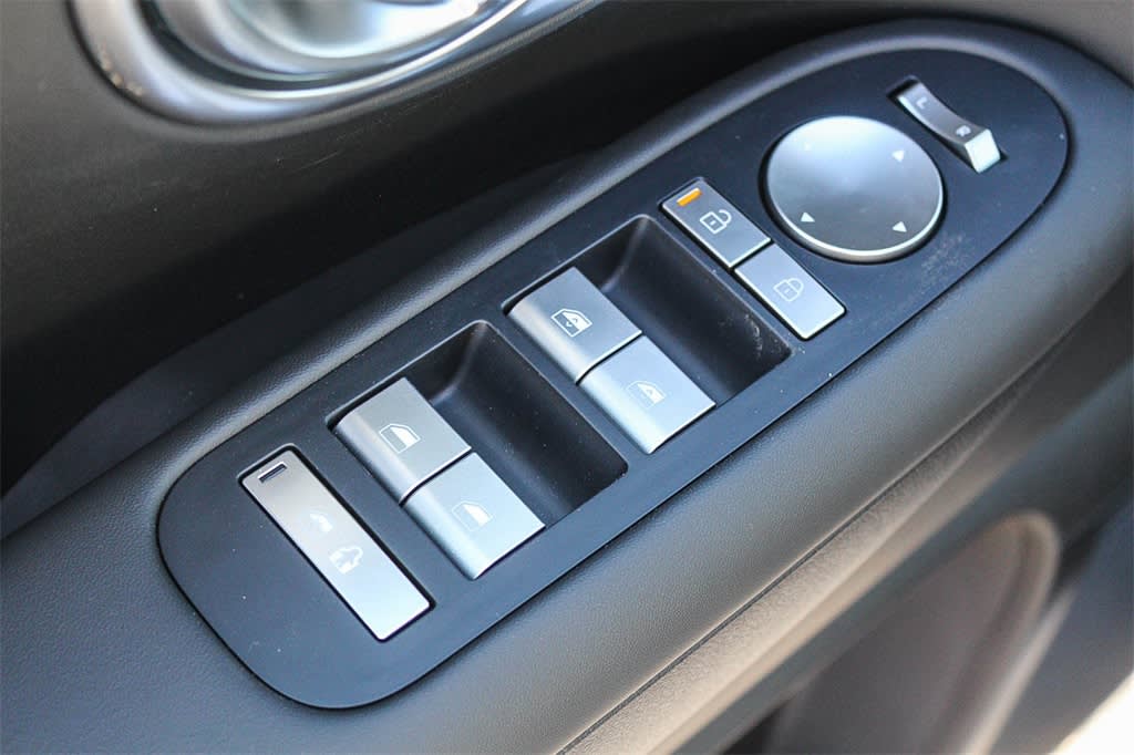 Thumbnail: 2026 Hyundai Ioniq - 25