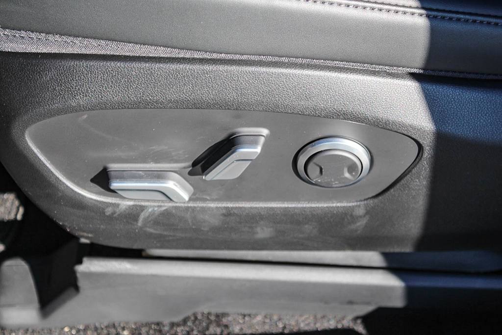 Thumbnail: 2026 Hyundai Ioniq - 26