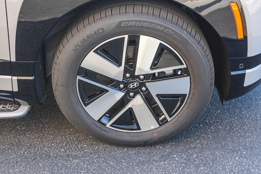 Thumbnail: 2026 Hyundai Ioniq - 19