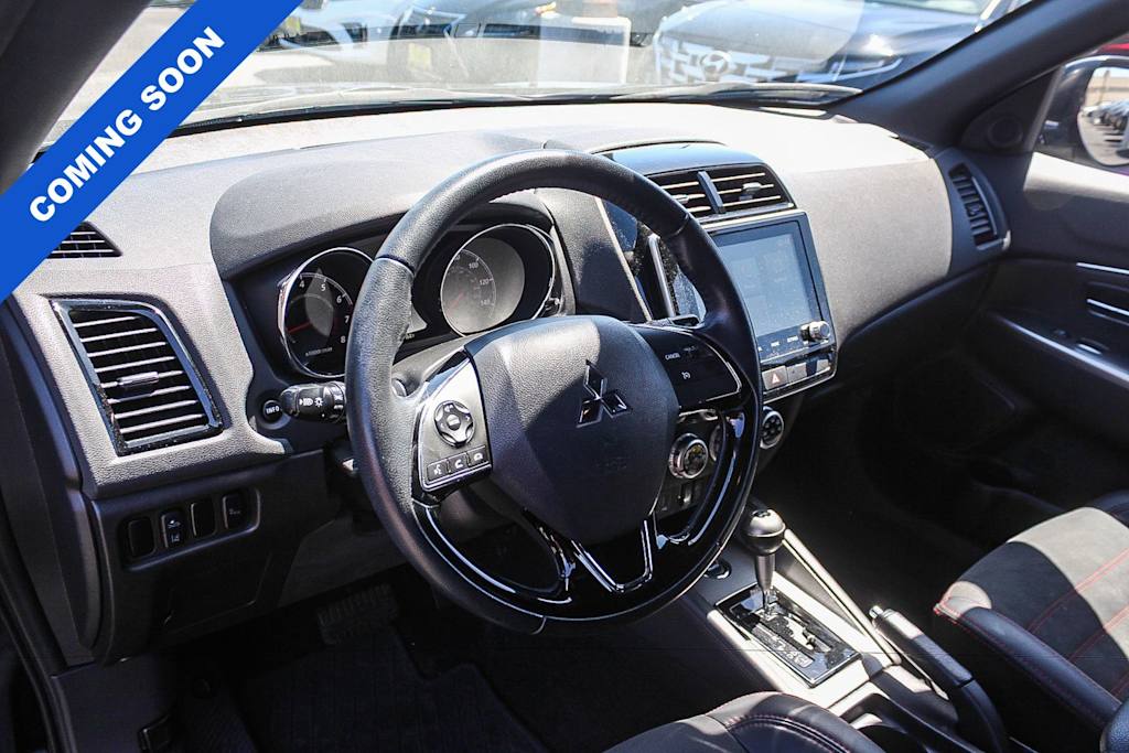 Thumbnail: 2021 Mitsubishi Outlander Sport - 12