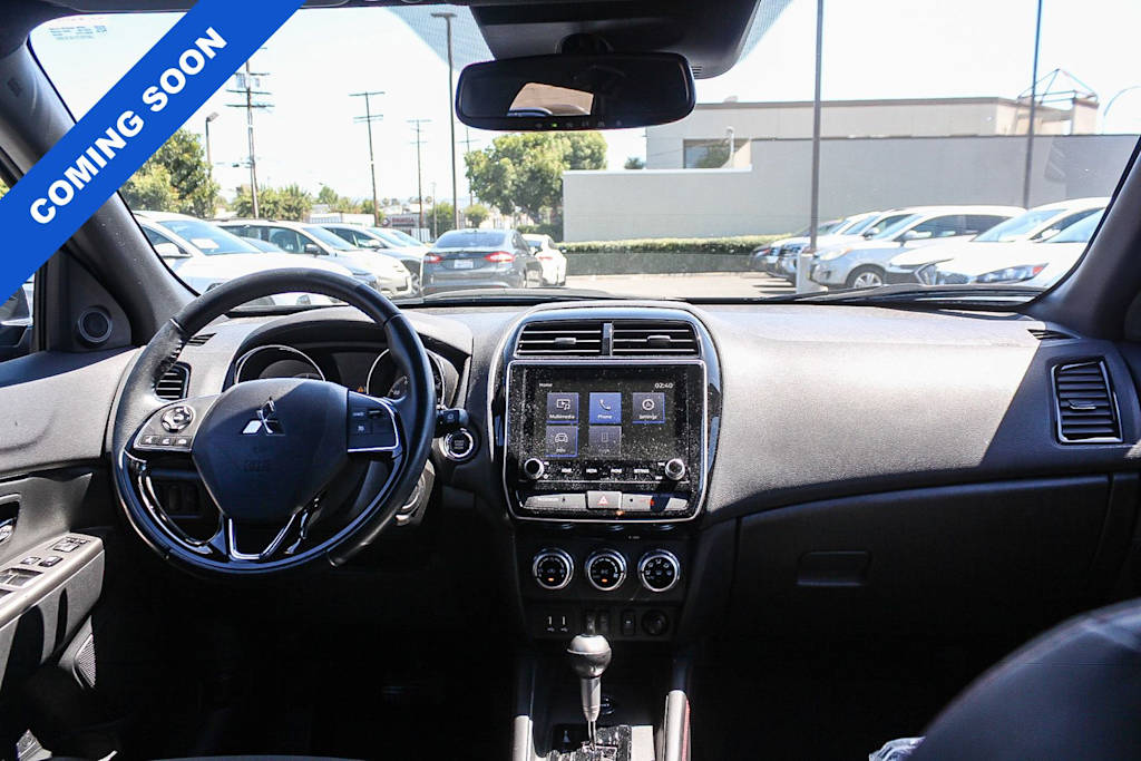 Thumbnail: 2021 Mitsubishi Outlander Sport - 2
