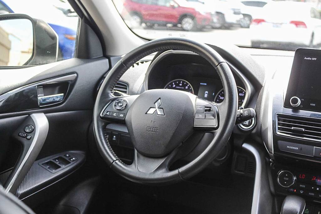 Thumbnail: 2023 Mitsubishi Eclipse Cross - 12