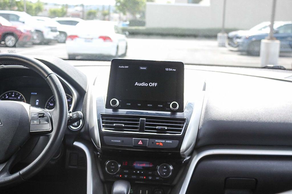 Thumbnail: 2023 Mitsubishi Eclipse Cross - 9