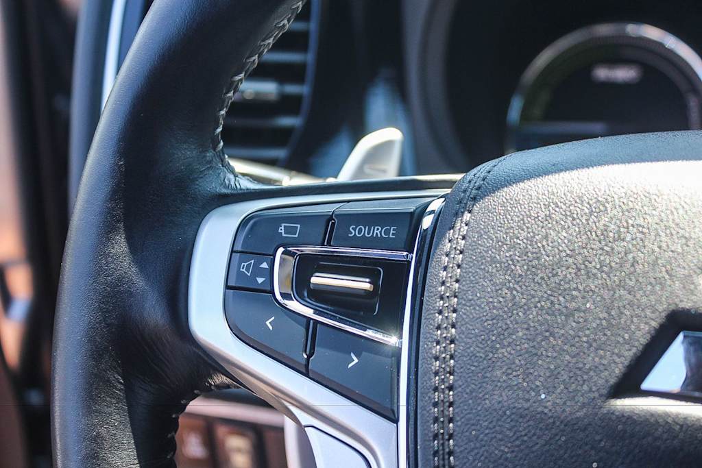 Thumbnail: 2019 Mitsubishi Outlander - 28