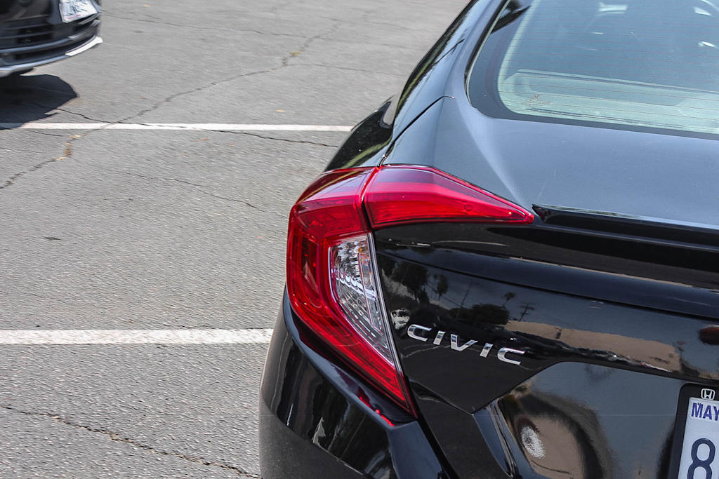 Thumbnail: 2019 Honda Civic - 6