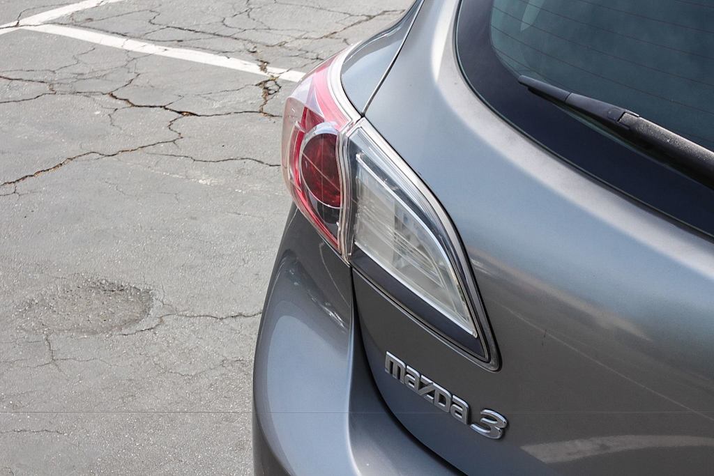 Thumbnail: 2010 Mazda Mazda3 - 19