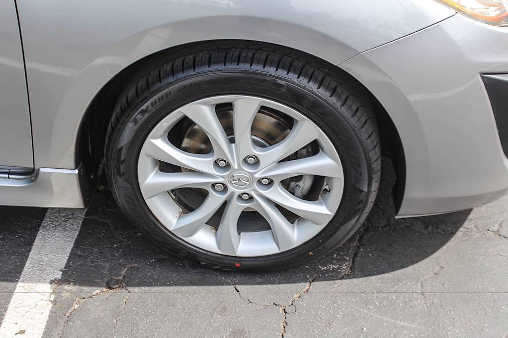 Thumbnail: 2010 Mazda Mazda3 - 21