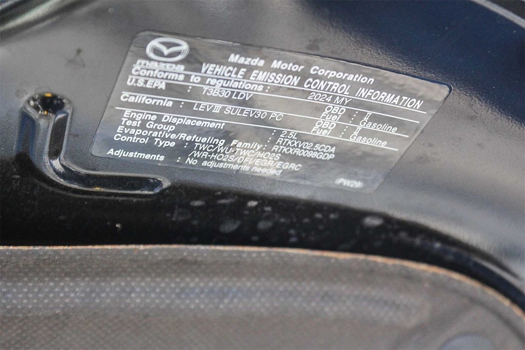 Thumbnail: 2024 Mazda Mazda3 - 17