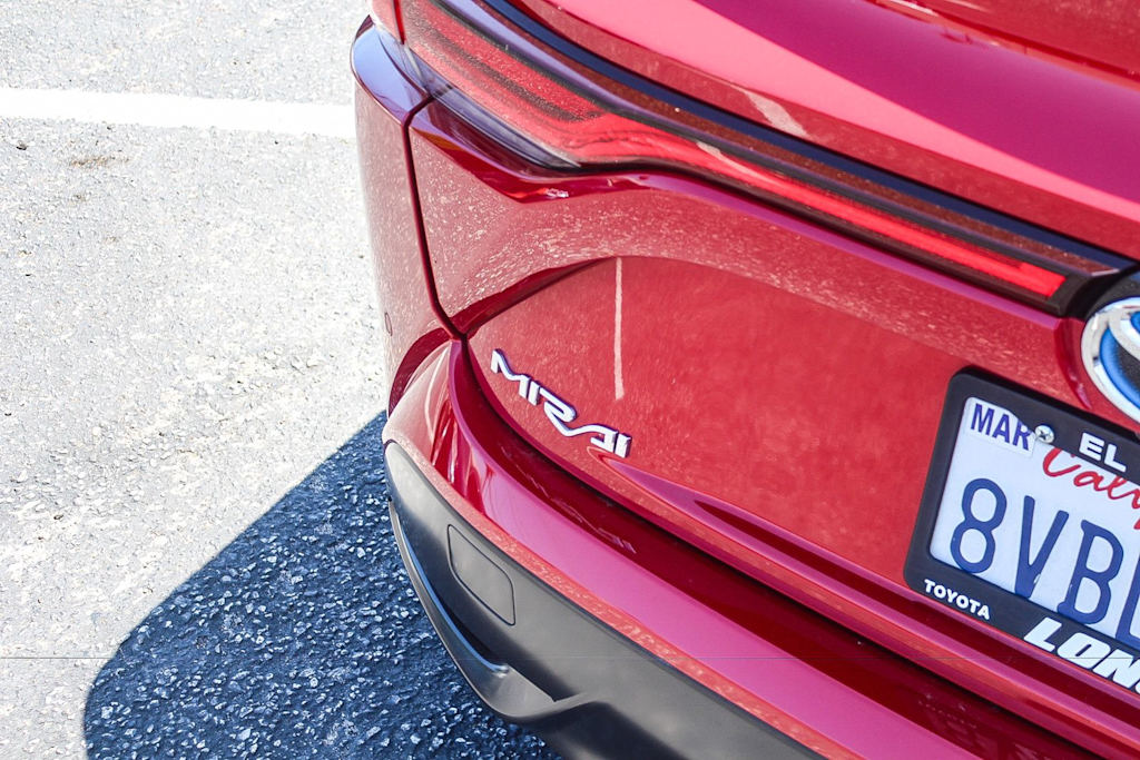 Thumbnail: 2021 Toyota Mirai - 19
