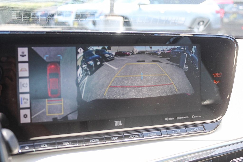 Thumbnail: 2021 Toyota Mirai - 29