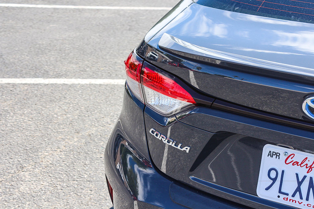 Thumbnail: 2024 Toyota Corolla - 18