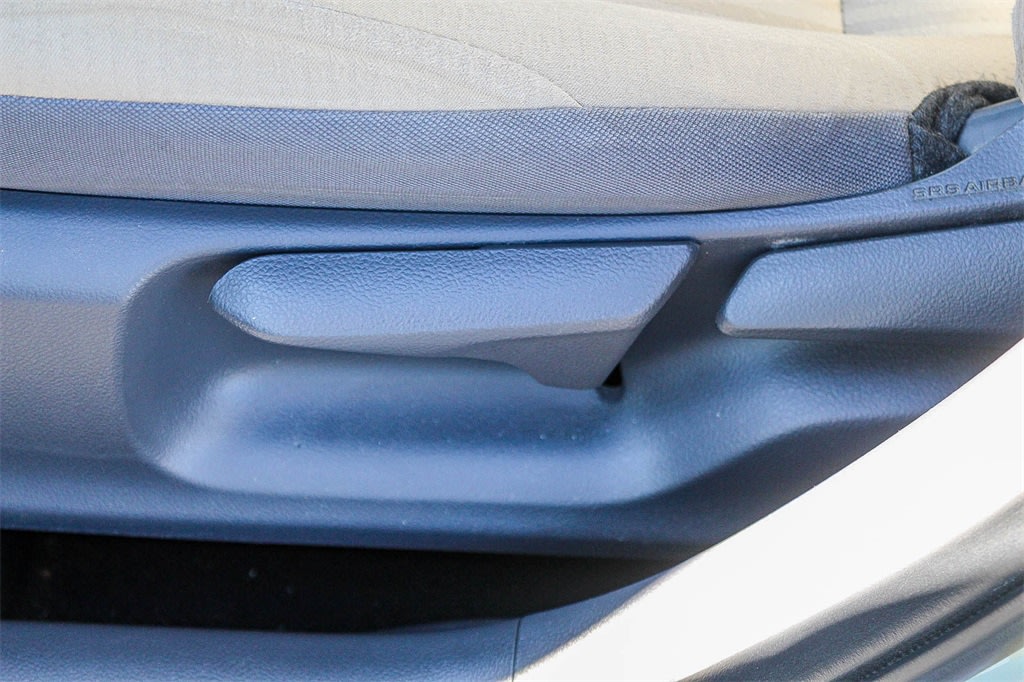 Thumbnail: 2017 Toyota Prius - 28