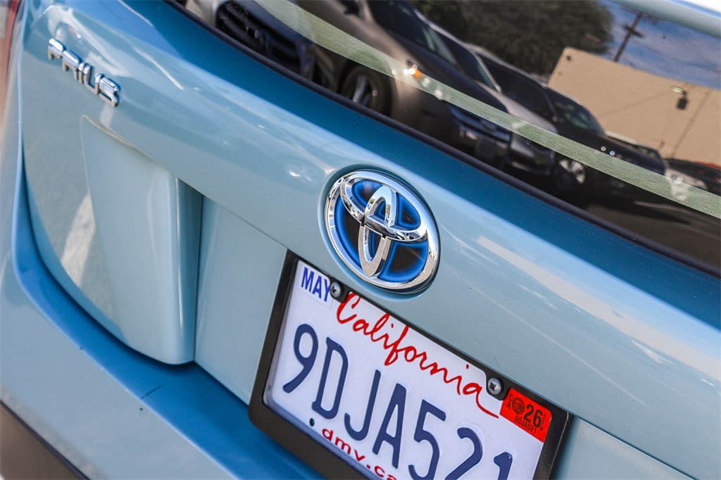 Thumbnail: 2017 Toyota Prius - 20