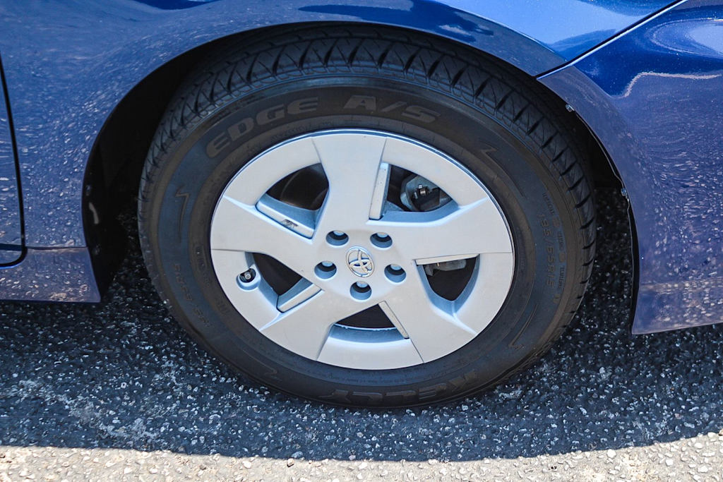 Thumbnail: 2010 Toyota Prius - 18