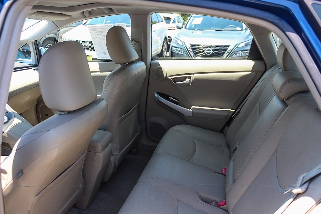 Thumbnail: 2010 Toyota Prius - 9