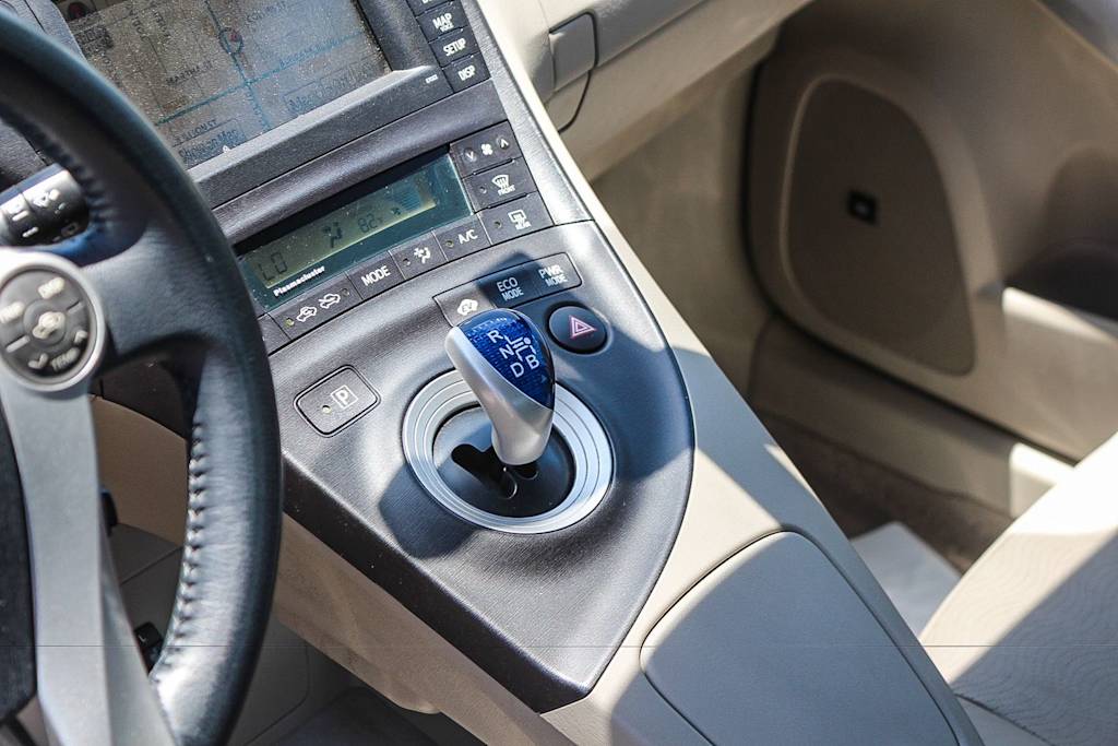 Thumbnail: 2010 Toyota Prius - 13