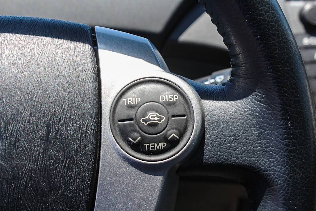 Thumbnail: 2010 Toyota Prius - 25