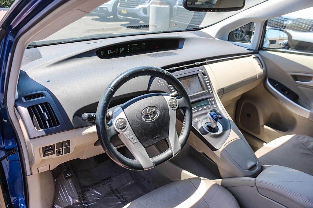 Thumbnail: 2010 Toyota Prius - 20
