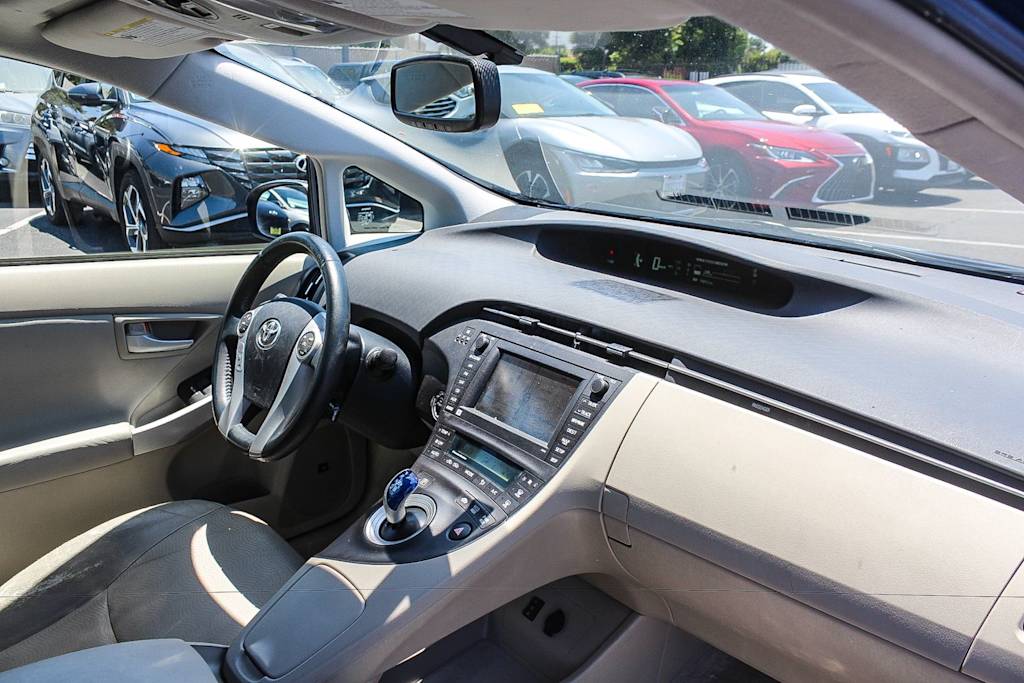 Thumbnail: 2010 Toyota Prius - 11