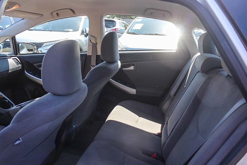 Thumbnail: 2015 Toyota Prius - 10