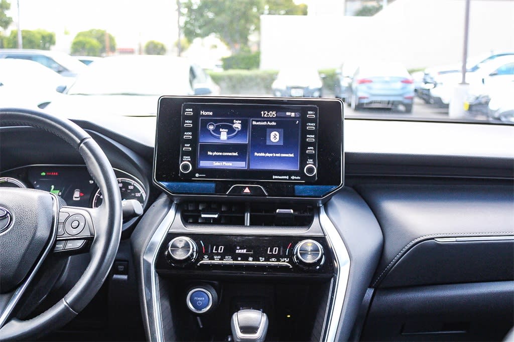 2022 Toyota Venza XLE 13