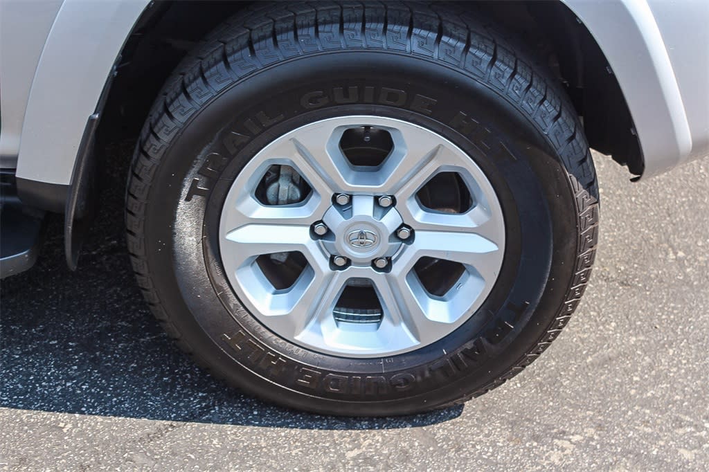 Thumbnail: 2022 Toyota 4Runner - 22